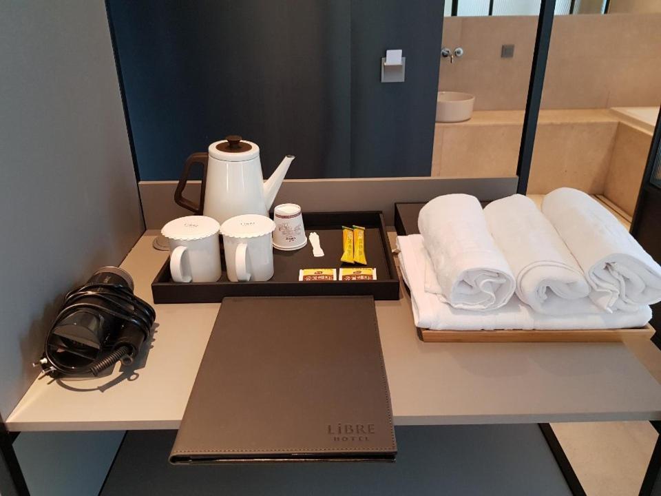 Hotel Libre 始兴市 外观 照片